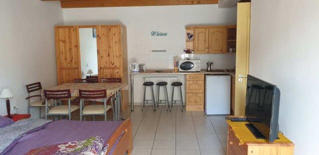 Eladó hotel, Zalakaroson 99 M Ft, 10 szobás / költözzbe.hu