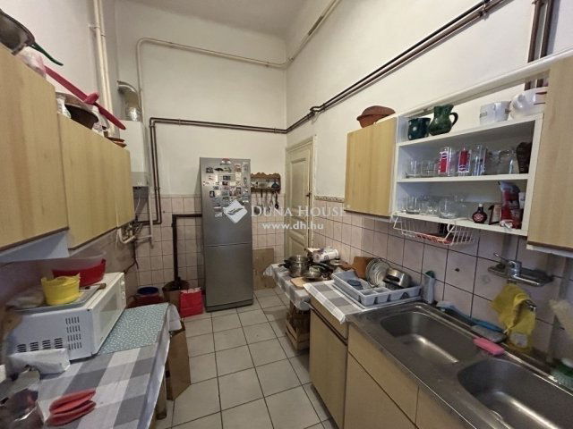 Eladó családi ház, Budapesten, IV. kerületben 79 M Ft, 3 szobás