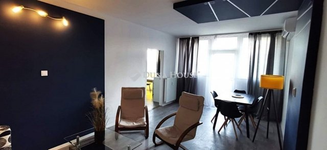 Eladó panellakás, Pécsett 69.5 M Ft, 3 szobás