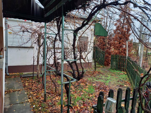 Eladó családi ház, Sükösdön 28.9 M Ft, 3 szobás