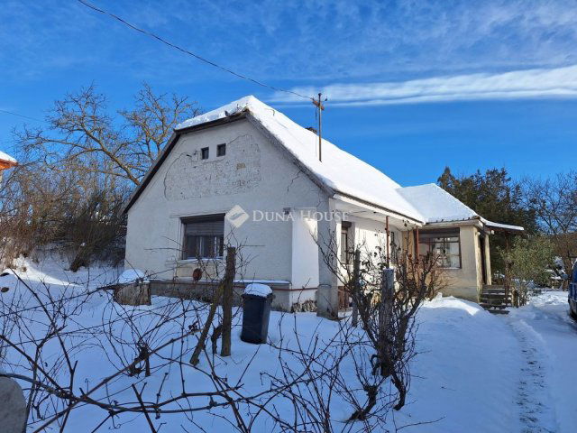 Eladó családi ház, Felcsúton 55.9 M Ft, 2 szobás