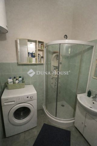 Eladó téglalakás, Budapesten, VIII. kerületben 31.9 M Ft