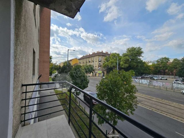 Eladó téglalakás, Budapesten, XIII. kerületben, Lehel utcában