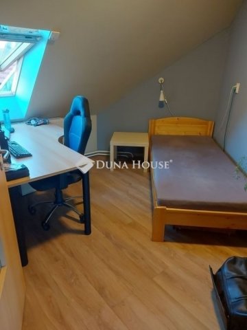 Eladó téglalakás, Budaörsön 119 M Ft, 4 szobás