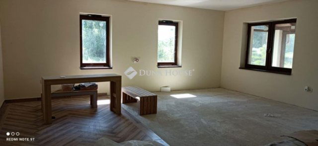 Eladó családi ház, Debrecenben 185 M Ft, 3 szobás