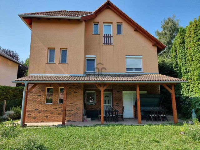 Eladó családi ház, Balatonvilágoson 139 M Ft, 5 szobás