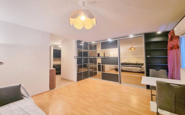 Eladó téglalakás, Budapesten, VIII. kerületben, Ciprus utcában