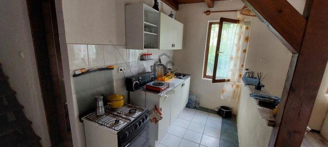 Eladó nyaraló, Ráckevén 47.5 M Ft, 4 szobás