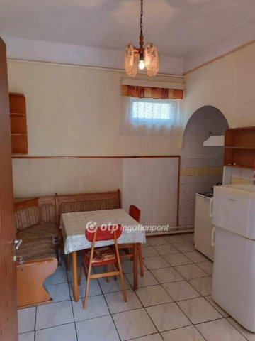 Eladó családi ház, Sajószögeden 31.5 M Ft, 4+1 szobás
