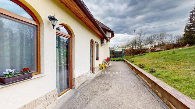 Eladó családi ház, Kazincbarcikán 110 M Ft, 5 szobás