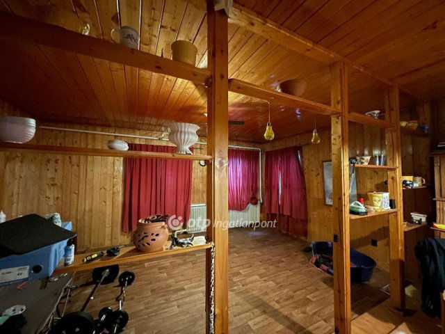 Eladó családi ház, Sárbogárdon 62 M Ft, 3+1 szobás