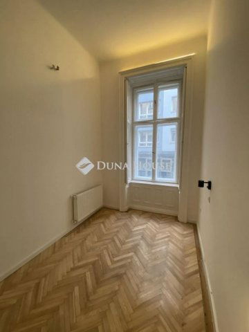 Kiadó téglalakás, albérlet, VIII. kerületben, Szentkirályi utcában