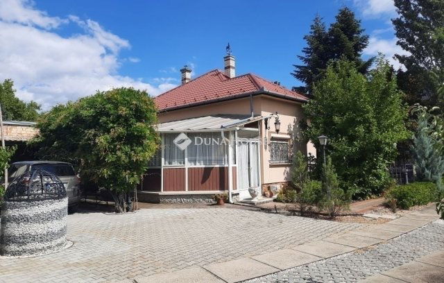 Eladó családi ház, Budapesten, XVIII. kerületben 134.9 M Ft