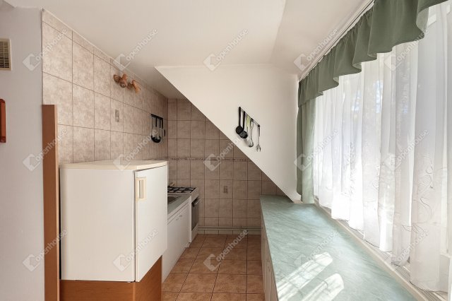 Eladó sorház, Sopronban 109.9 M Ft, 5 szobás