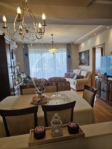 Eladó téglalakás, Pécsett 69 M Ft, 2+1 szobás