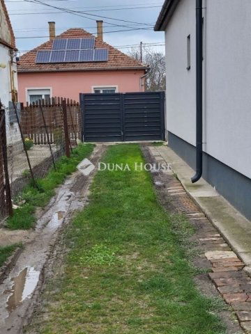 Eladó telek, Szegeden 35 M Ft / költözzbe.hu