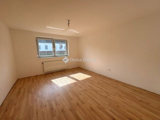 Eladó családi ház, Zalaapátin 68.9 M Ft, 2 szobás