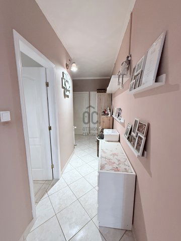 Eladó családi ház, Győrújfalun 119.99 M Ft, 6 szobás