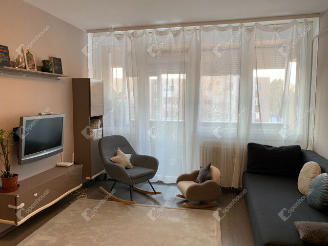 Eladó téglalakás, Nagykanizsán 37.2 M Ft, 3 szobás