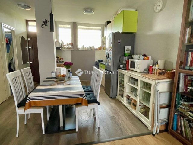 Eladó téglalakás, Kecskeméten 52.5 M Ft, 2 szobás