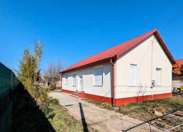 Eladó családi ház, Gyálon 87.9 M Ft, 3+2 szobás