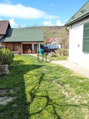 Eladó családi ház, Tardoson 64.9 M Ft, 2 szobás