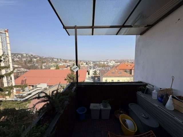 Eladó téglalakás, Budapesten, XII. kerületben 120 M Ft, 3 szobás