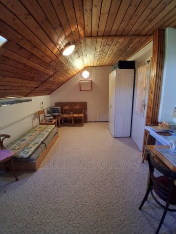 Eladó téglalakás, Keszthelyen 65 M Ft, 3+2 szobás
