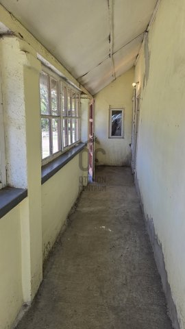 Eladó családi ház, Abádszalókban 22.5 M Ft, 2 szobás