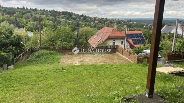 Eladó családi ház, Szentendrén 91.5 M Ft, 2 szobás