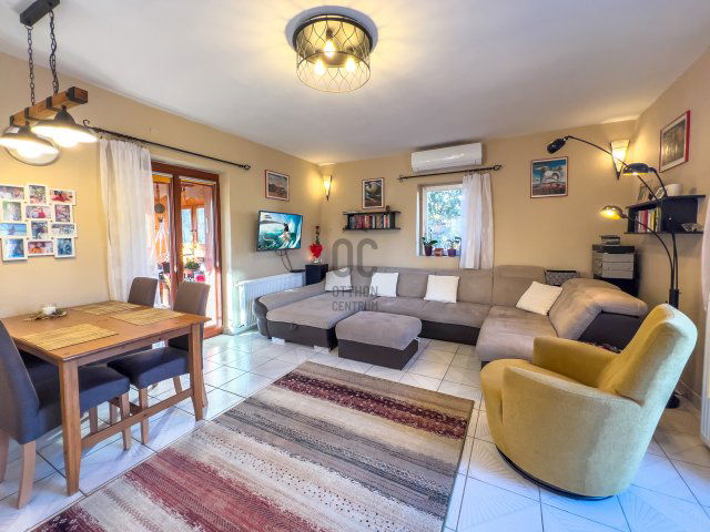 Eladó családi ház, Sóskúton 69 M Ft, 3 szobás