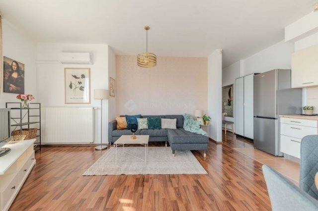 Eladó téglalakás, Budapesten, VIII. kerületben 144 M Ft