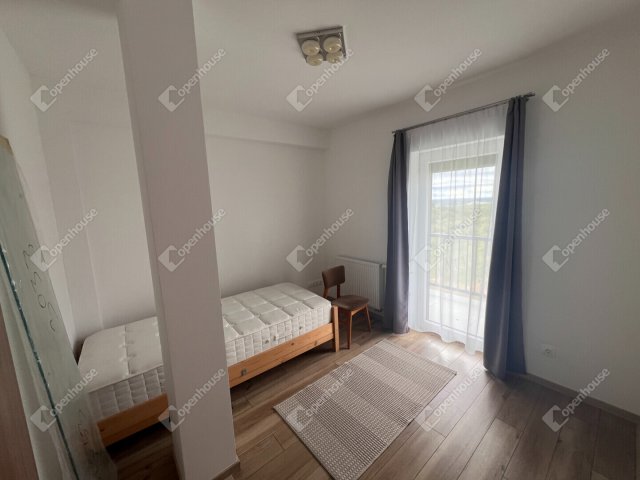 Eladó téglalakás, Sopronban 99 M Ft, 3+1 szobás