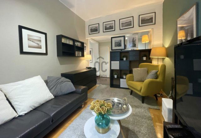 Eladó téglalakás, Budapesten, VI. kerületben 94 M Ft, 2 szobás