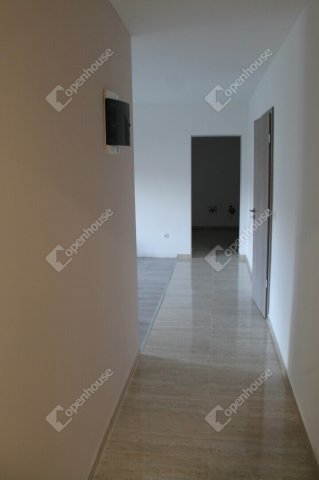 Eladó téglalakás, Sárváron 29.9 M Ft, 1 szobás