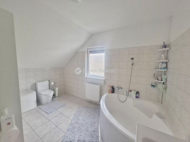 Eladó sorház, Fóton 126.99 M Ft, 4 szobás / költözzbe.hu