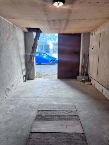 Eladó garázs, Egerben 8.9 M Ft / költözzbe.hu