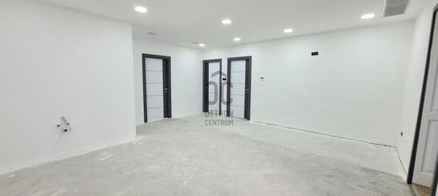 Eladó téglalakás, Székesfehérvárott 82.7 M Ft, 4 szobás