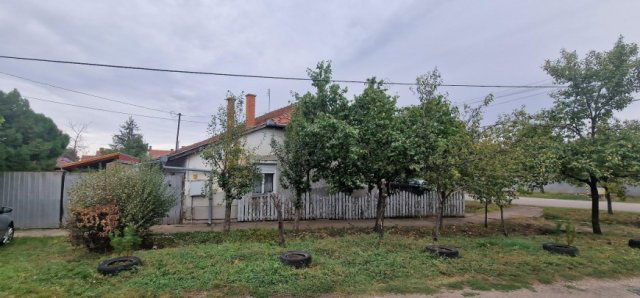 Eladó családi ház, Hódmezővásárhelyen 21 M Ft, 2 szobás