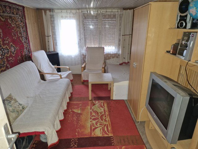 Eladó családi ház, Felsőszentivánon 6.9 M Ft, 6 szobás
