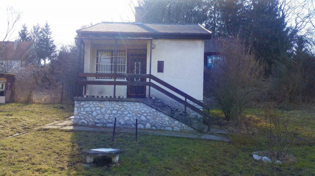 Eladó nyaraló, Miskolcon 4.9 M Ft, 1 szobás