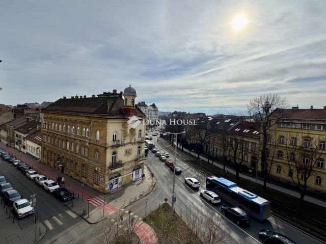 Eladó téglalakás, II. kerületben, Szilágyi Erzsébet fasoron