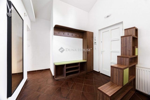 Eladó téglalakás, Budapesten, XII. kerületben 149.9 M Ft