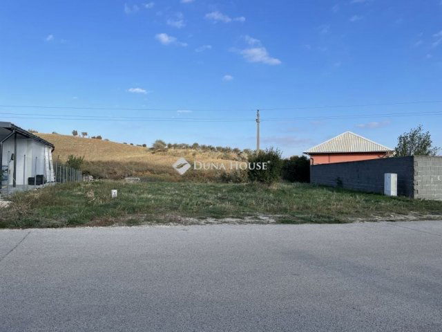 Eladó telek, Várpalotán 22 M Ft / költözzbe.hu