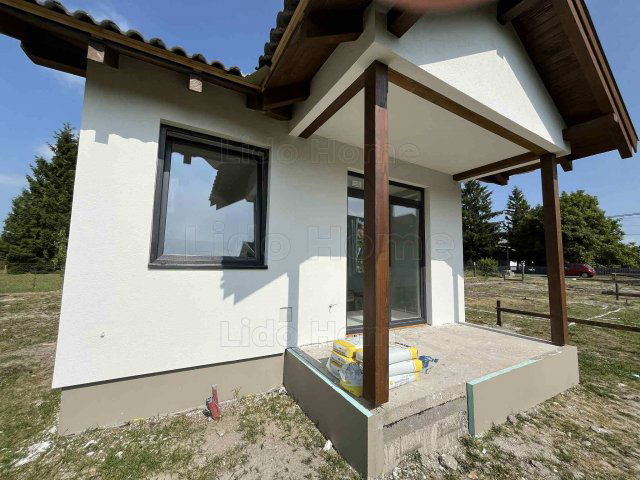 Eladó családi ház, Balatonmáriafürdőn 48.99 M Ft, 7+1 szobás