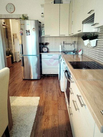 Eladó panellakás, Debrecenben 62.9 M Ft, 2 szobás