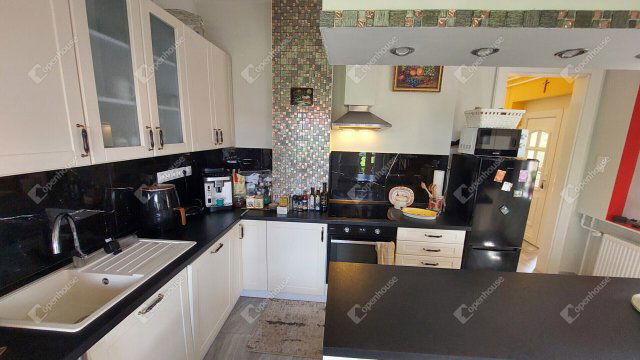 Kiadó családi ház, albérlet, Tatabányán 295 E Ft / hó