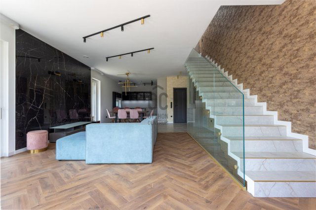 Eladó ikerház, Budapesten, III. kerületben 389 M Ft, 5 szobás