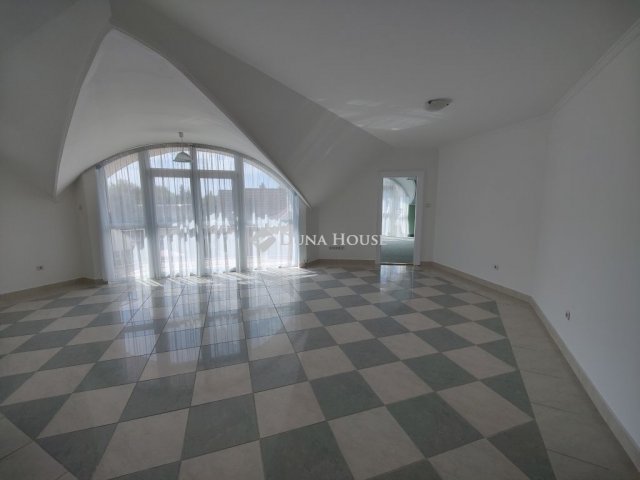 Eladó családi ház, Budapesten, XVIII. kerületben 199.9 M Ft