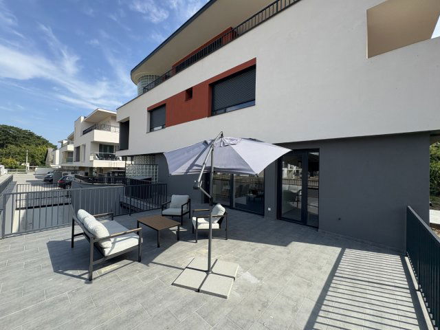 Eladó téglalakás, Balatonlelleén 68.8 M Ft, 2 szobás